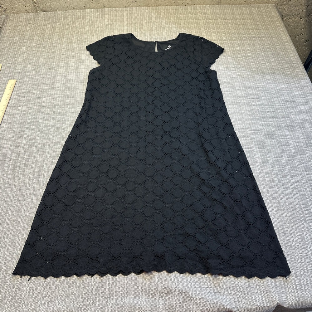 Ronni Nicole Black Eyelet Lace Scalloped Hem Shift Dress Size 14 Cap Sleeve